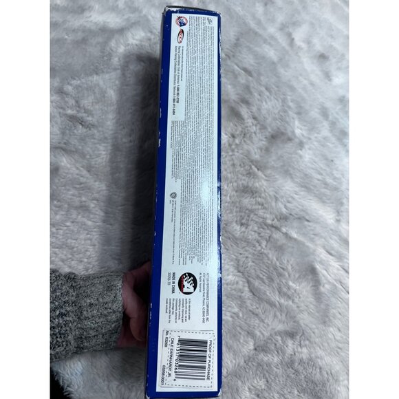 NASCAR Trailer Rig Nilla Wafers Diecast 1:64 Scale - Picture 3 of 8